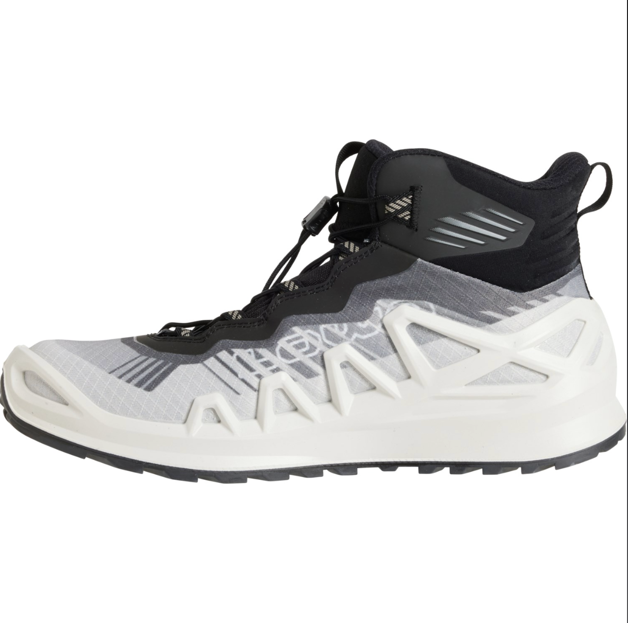Lowa Hiking Boots Gore-Tex - Made in Slovakia